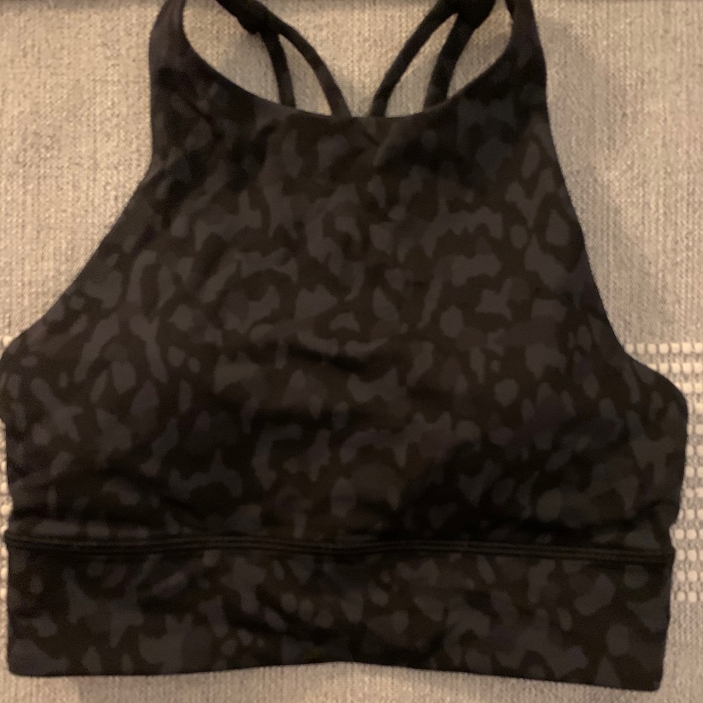 Lululemon energy bra high neck longline size 4